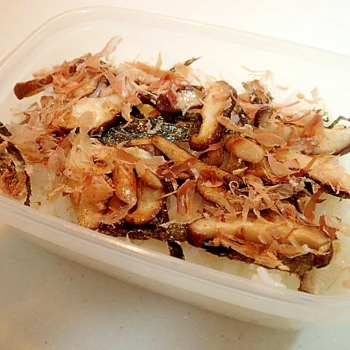 お弁当　もみ海苔と椎茸とかつお節のご飯